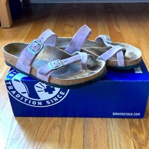 Birkenstock Mayari Lavender Leather size 36